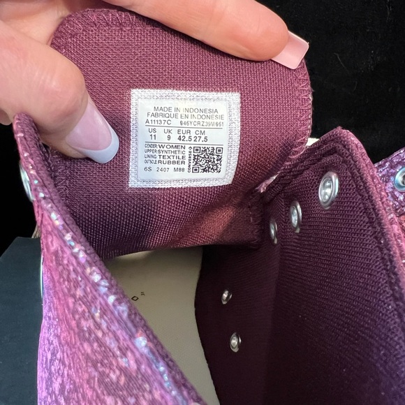 CONVERSE Orchid Abyss/Egret/Black Chuck Taylor All Star Glitter SZ 11 - Picture 3 of 16